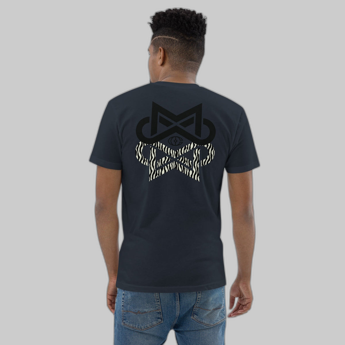Carcinoid Cancer Reflection Men's T-shirt